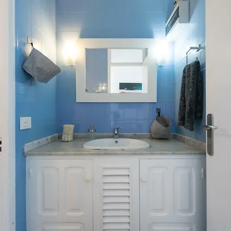Apartament First Line *